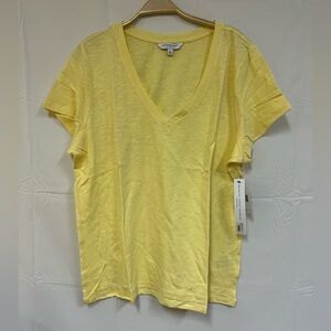 NEW Liverpool Womens VNeck Shirt size: XL